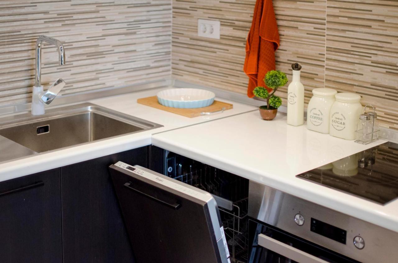 Stylish Studio, Skopje Centre - Private Parking - Panoramic Views Exterior foto